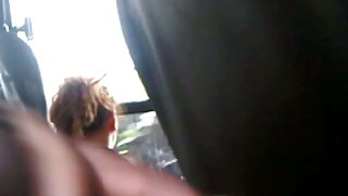 Con điếm mới bắt trang xxx hay đầu diễn đóng